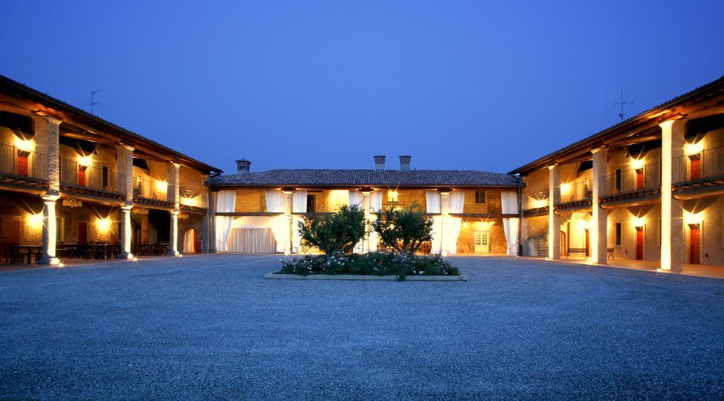 Agriturismo Ca Del Lupo Pallazzolo sull'Oglio Eksteriør billede