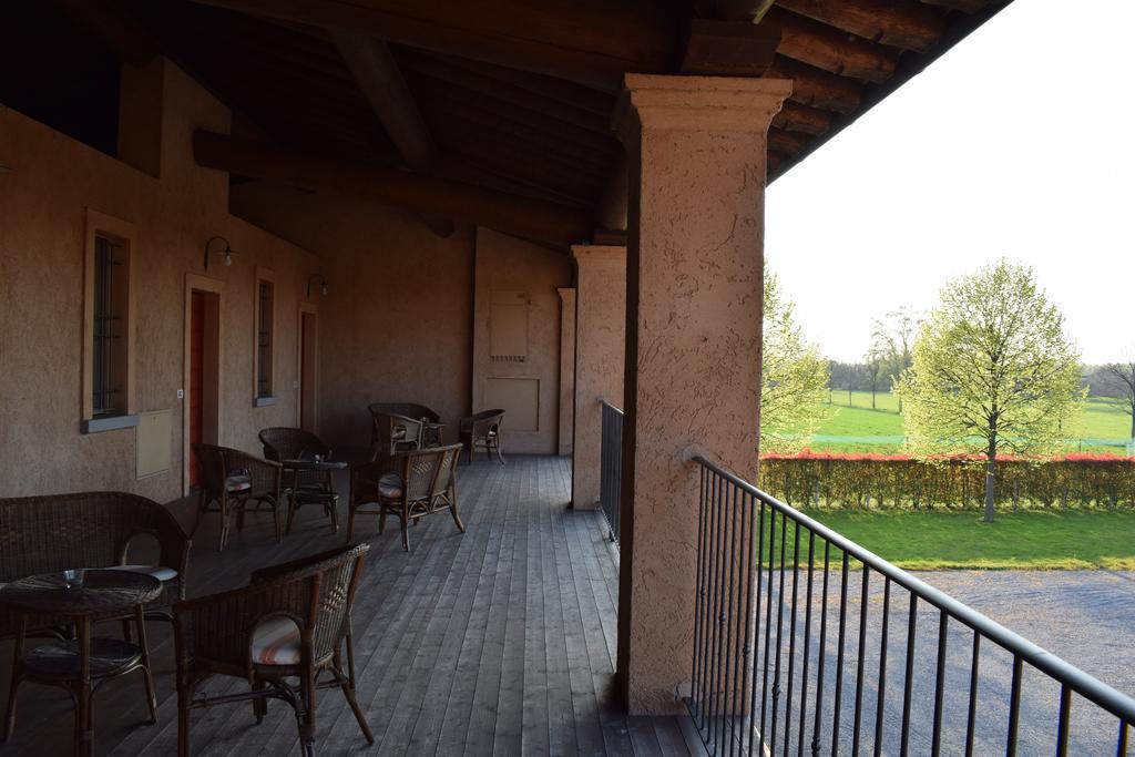 Agriturismo Ca Del Lupo Pallazzolo sull'Oglio Eksteriør billede